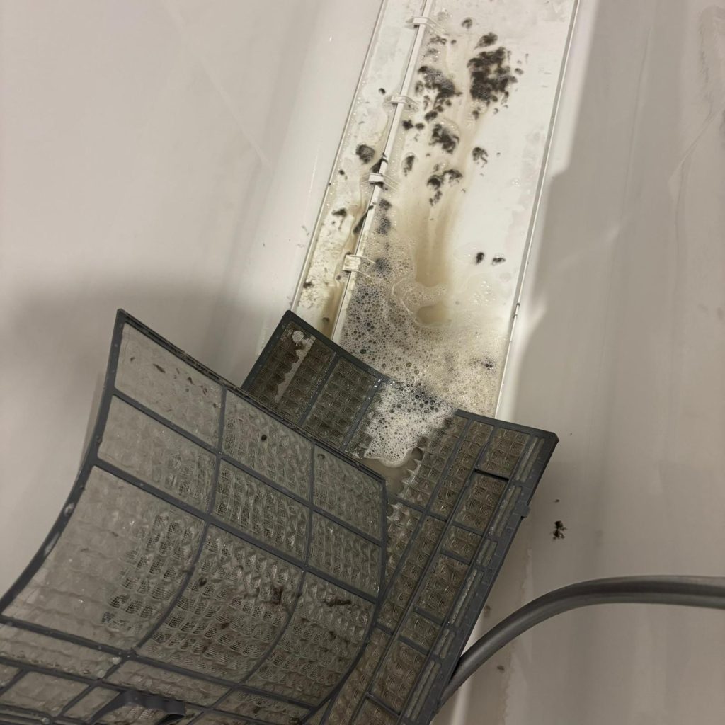 Curatare aer conditionat in Bucuresti si ilfov11