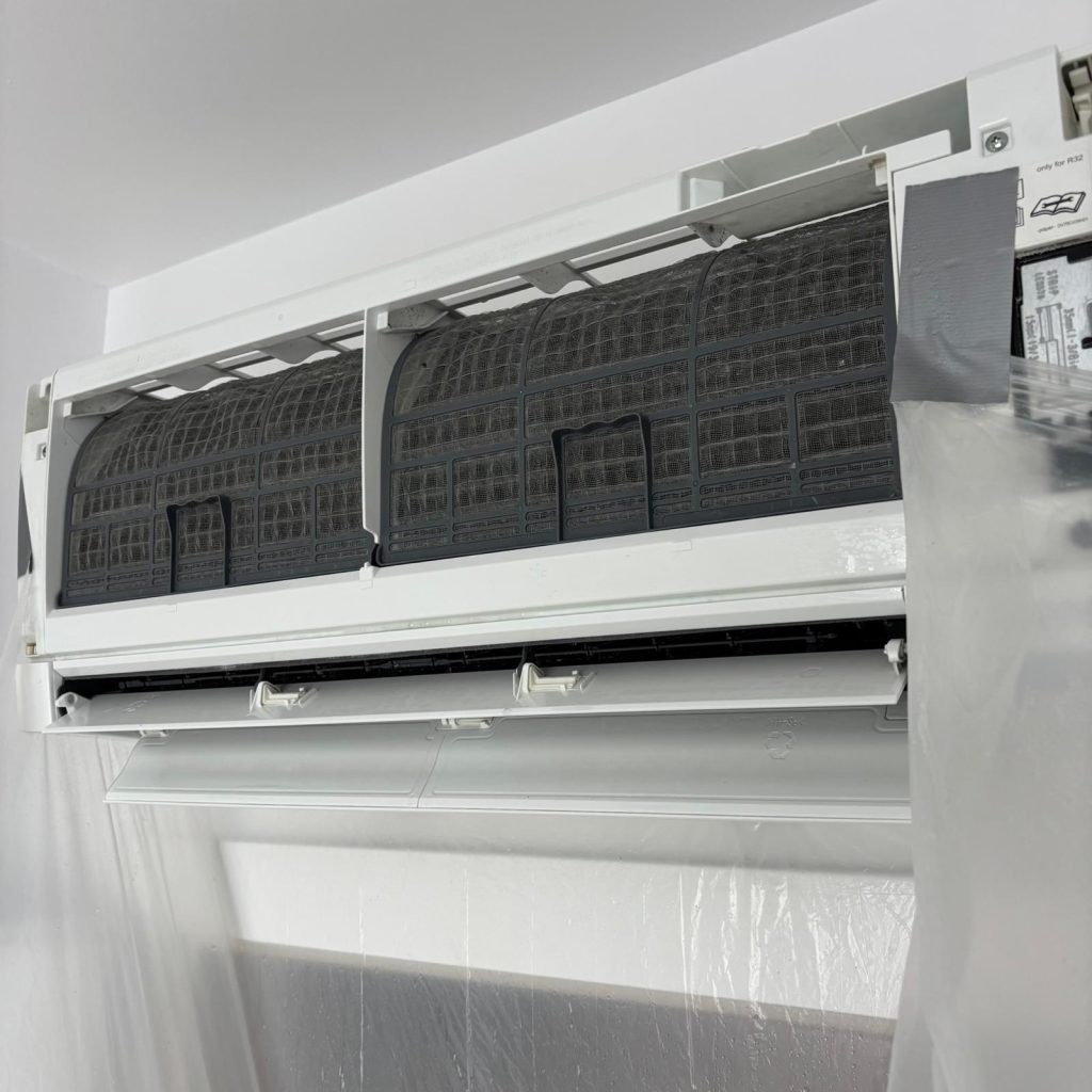 Curatare aer conditionat in Bucuresti si ilfov17